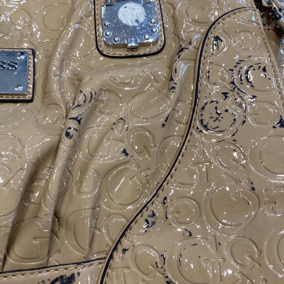 Guess Ladies Bag - Picture 2 of 5
